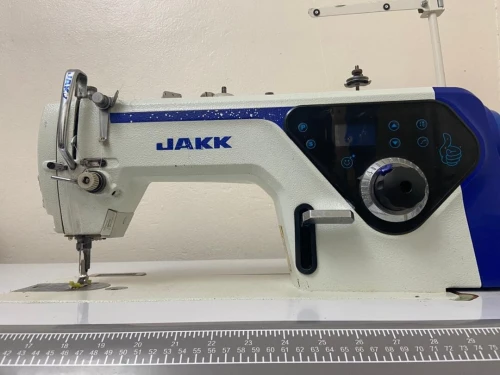 ماكنة خياطة machine jakk