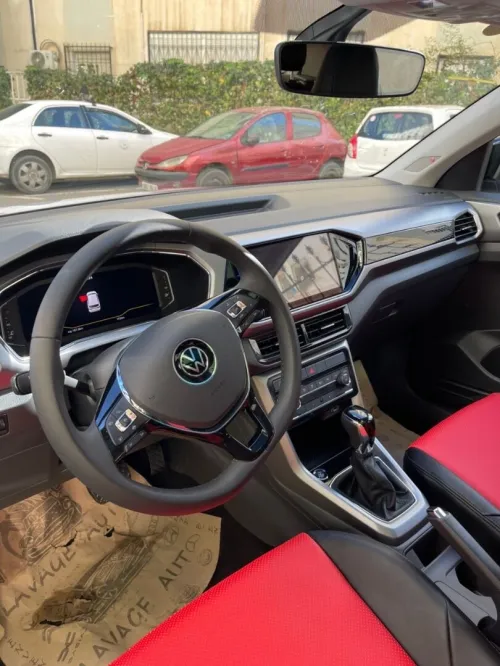 Volkswagen T-Cross 2025 R-line