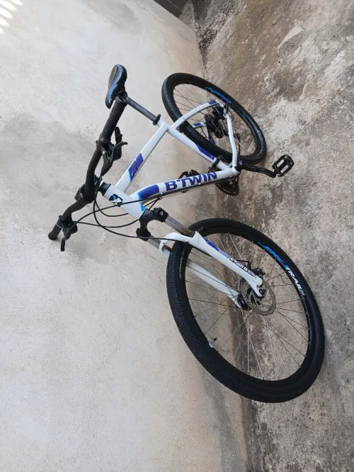 Velo Bitwin rockrider 520 Taille L