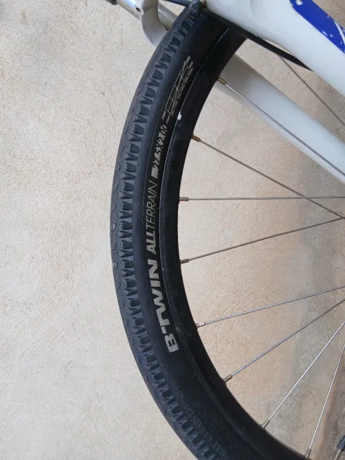 Velo Bitwin rockrider 520 Taille L