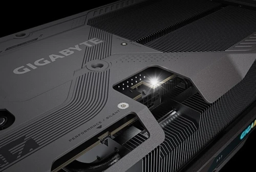 GIGABYTE RTX 5070 Ti GAMING OC 16G