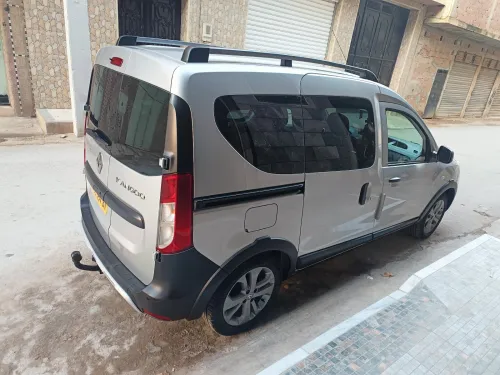 Renault Kangoo 2024 