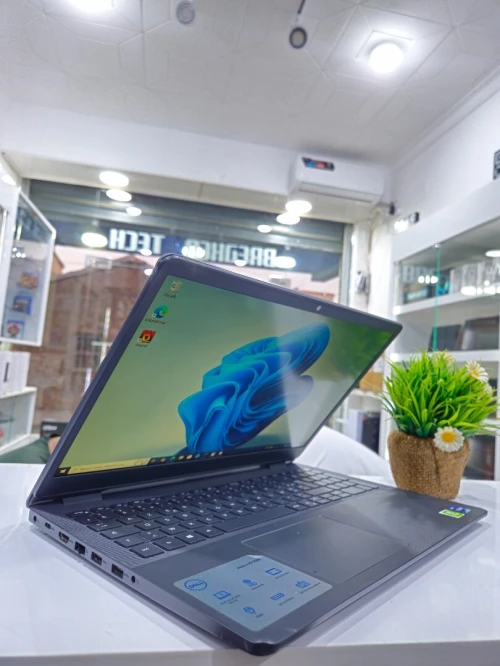 DELL VOSTRO I7 1165G7 NVIDIA mx330 8 /512