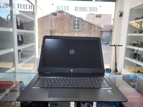 HP PAVILLON  I5 - 8300H Ram 8 go  SSD 128go + HDD 1000go  Ecran 17.3  GTX1050 4 Go 