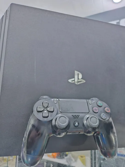 Sony Ps4 Pro Flaché  11.00 (avec Dongle))1000 go 