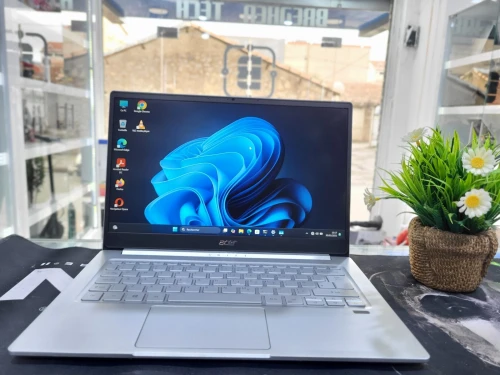 ACER SWIFT I7 1165G7 16/512