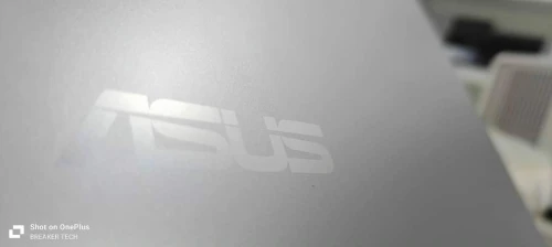 ASUS 15  Intel I7 1165G7  (11 eme gen)  Ram 12 go SSD 512 go     