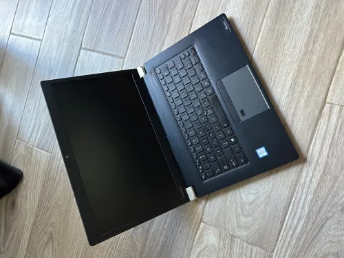 Pc Toshiba x40-e i5 8eme génération 