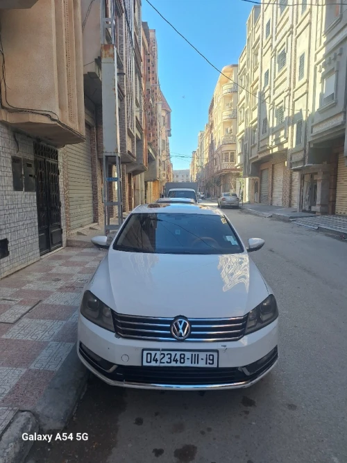 Volkswagen Passat 2011 La carat+