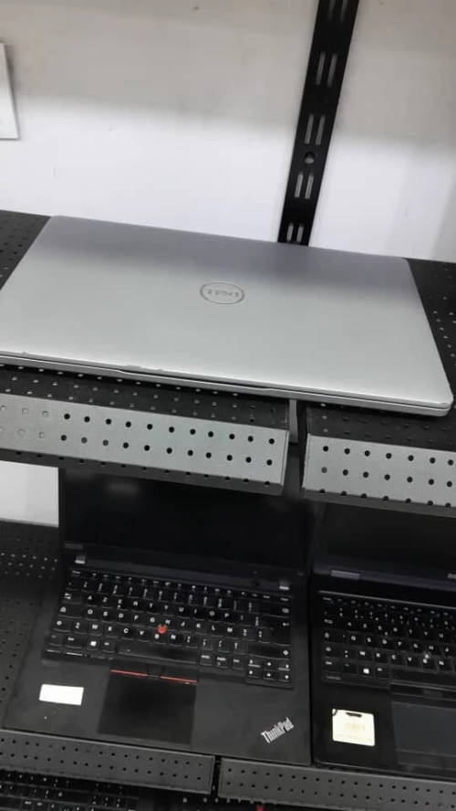 Dell latitude 5410 i5 GE 10