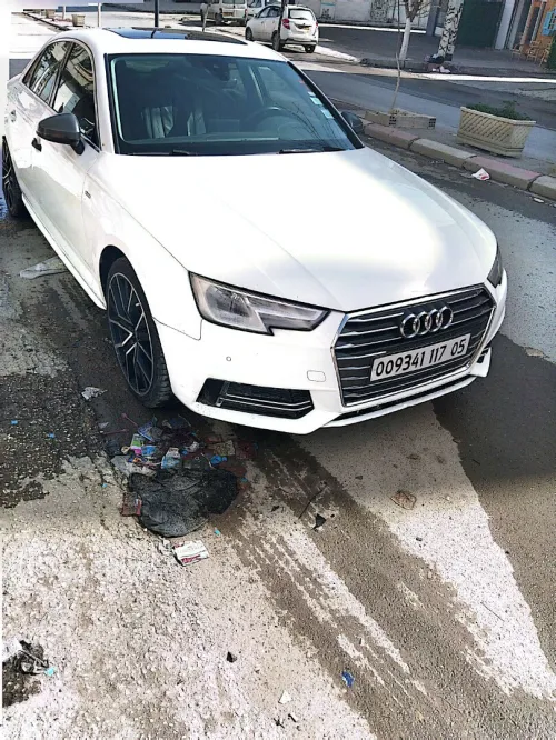 Audi A4 2017 S Line +