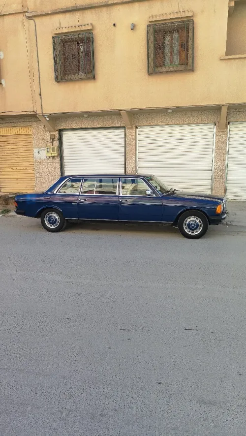 Mercedes Classe E 1987 Limozin