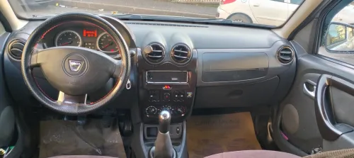 Dacia Duster 2012 Laureate