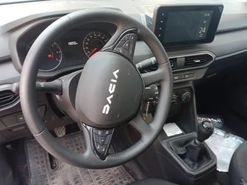 Dacia Sandero 2023 Essential