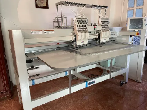 TAJIMA TMAR-K-1202C Machine à broderies 2 têtes  JAPAN 
