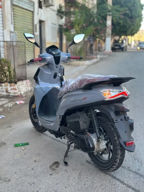 Sym St200 2025