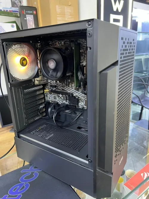 CONFIGUE RYZEN 5 3400G 8GB RAM SSD 512 550W