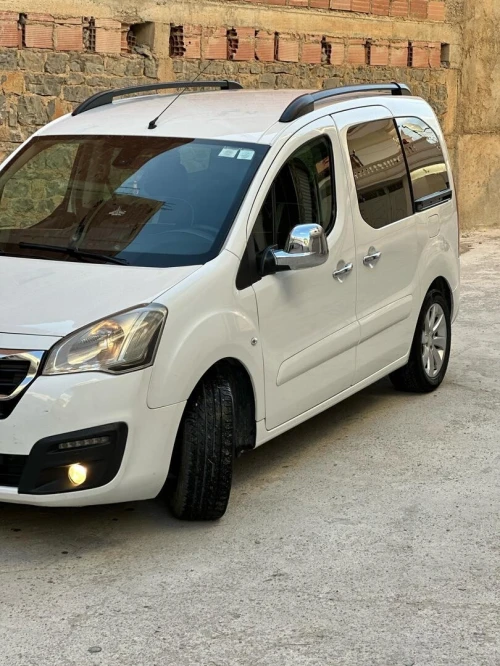 Peugeot Partner 2016 Tepee Active 
