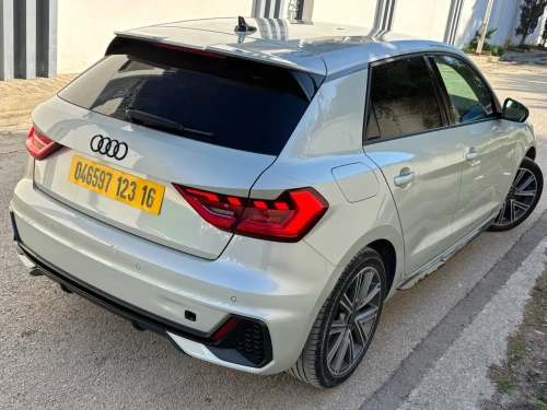 Audi A1 2023 