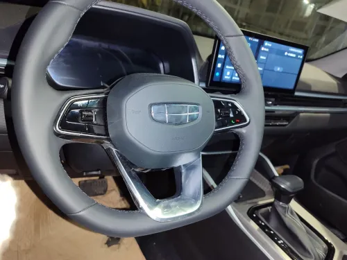Geely Emgrand 2025 