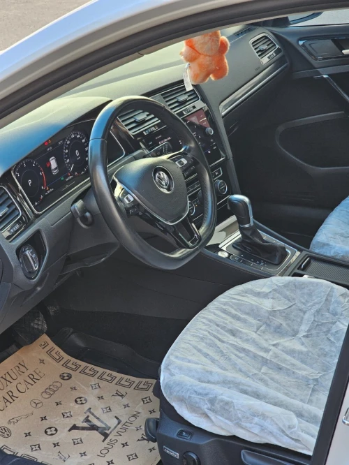 Volkswagen Golf 7 2019 Carat Plus +