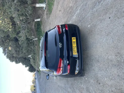 Hyundai i30 2018 Toute options