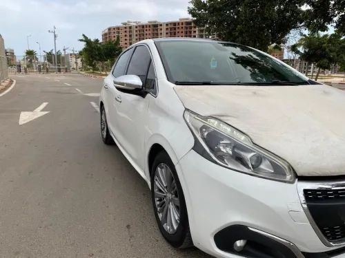 Peugeot 208 2019 Allure Facelift