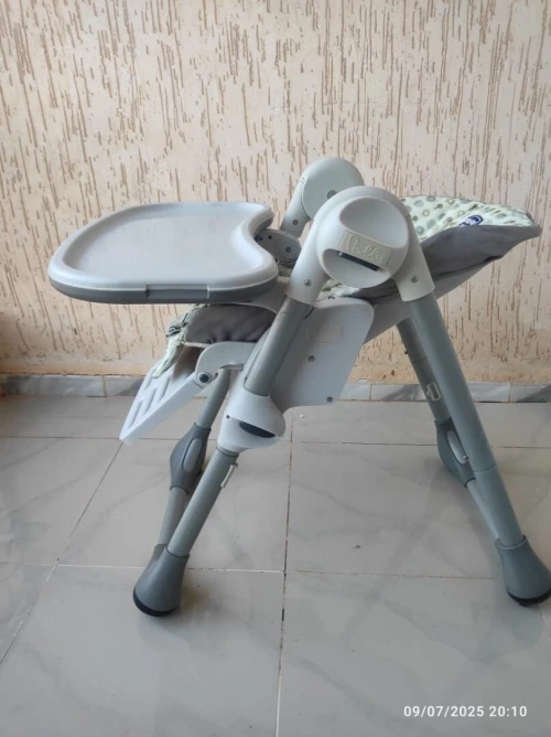 Chaise haute enfant