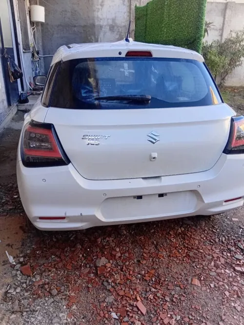 Suzuki Swift 2025 Monte Carlo white