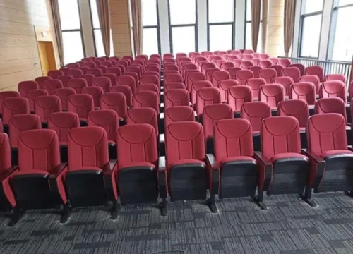 fauteuil de conférence.