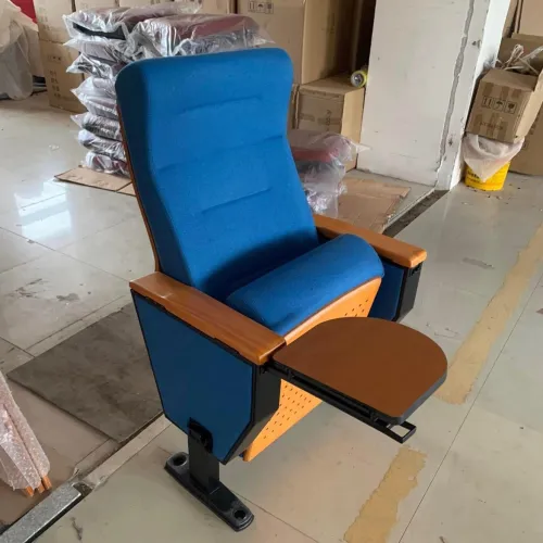 fauteuil de conférence.