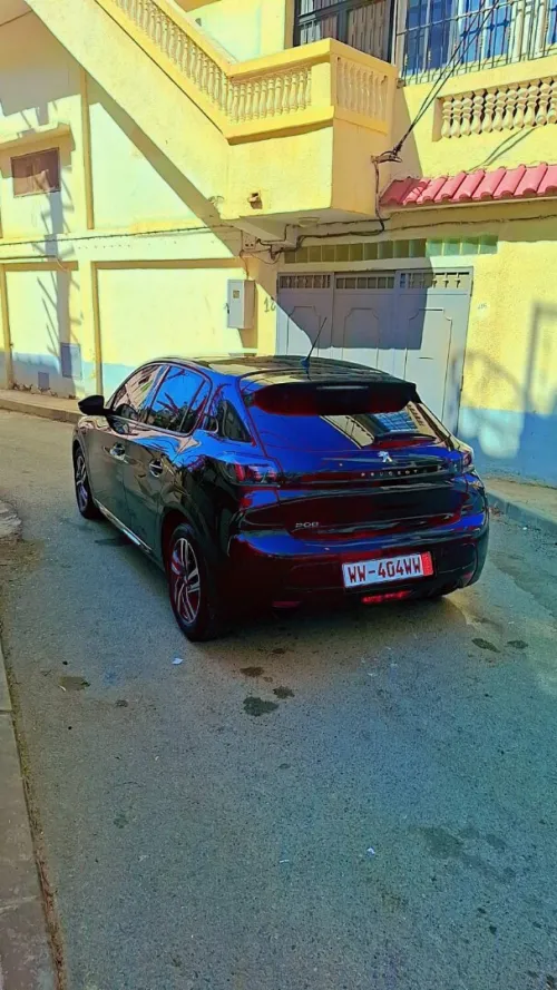Peugeot 208 2023 Allure Pack