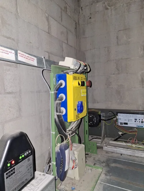 Maintenance tout types les ascenseurs 
