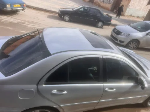 Mercedes E230 2002 2002