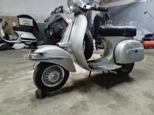 Vespa  piaggio Sprint  véloce 1976
