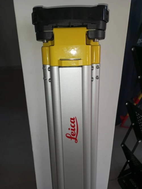 Trépied aluminium Leica GST103 accessoire topographique