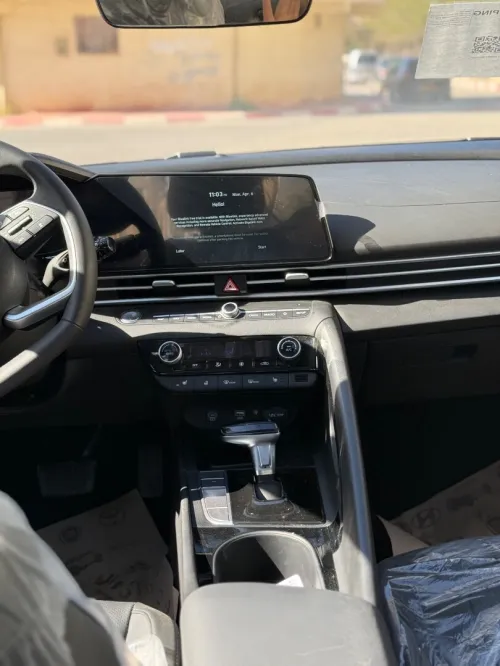 Hyundai Elantra 2025 Glx
