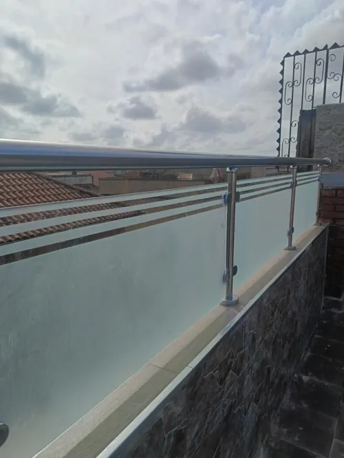 Rampe d'escalier en inox 