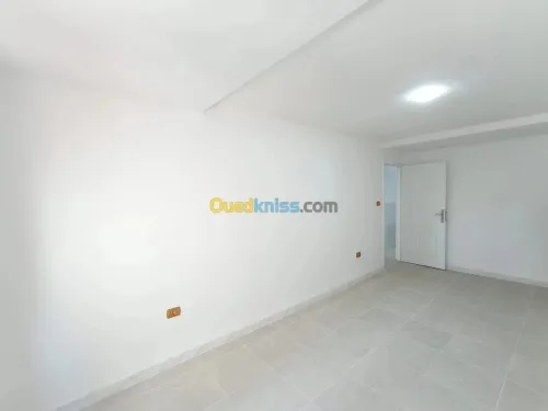 Location Appartement Niveau de villa F4 Alger Bordj el kiffan