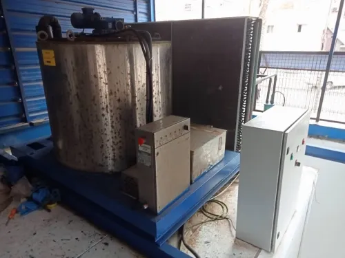 Machine à glace en écailles 