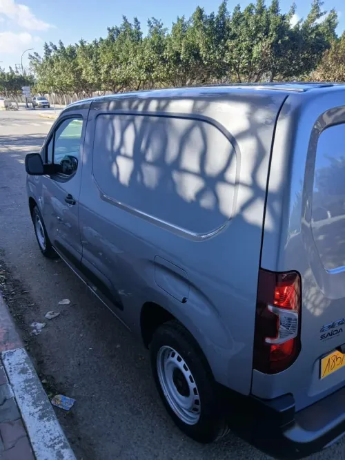 Fiat Doblo Van 2025 Gris
