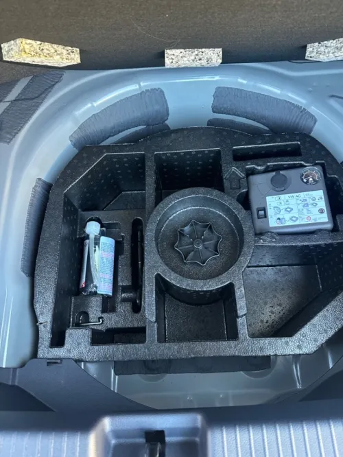 Volkswagen Tharu 2025 Xr