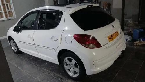 Peugeot 207 2012 