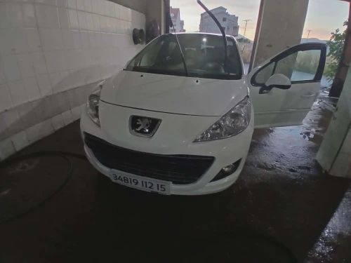 Peugeot 207 2012 