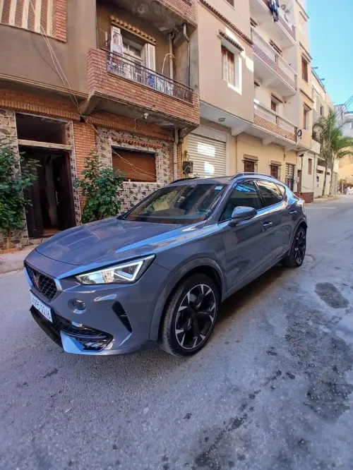 Cupra  Leon 2022 