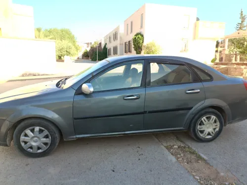 Chevrolet Optra 4 portes 2012 Optra 4 portes
