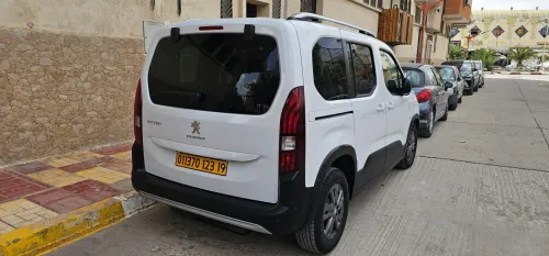 Peugeot Rifter 2023 Allure