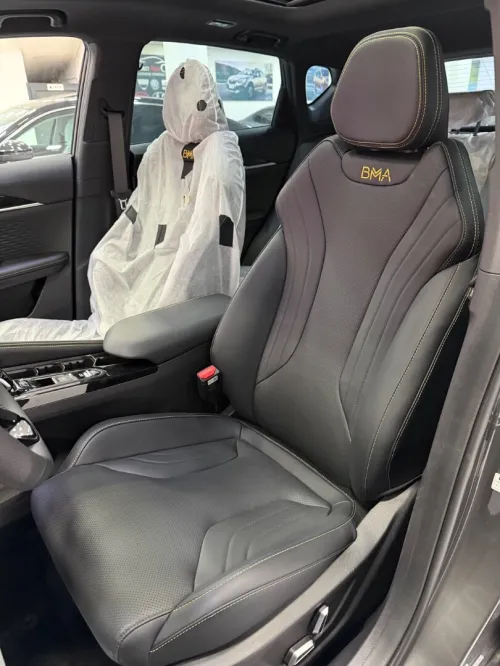 Geely Coolray 2025 