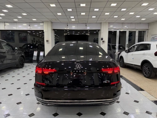 Volkswagen Passat 2025 