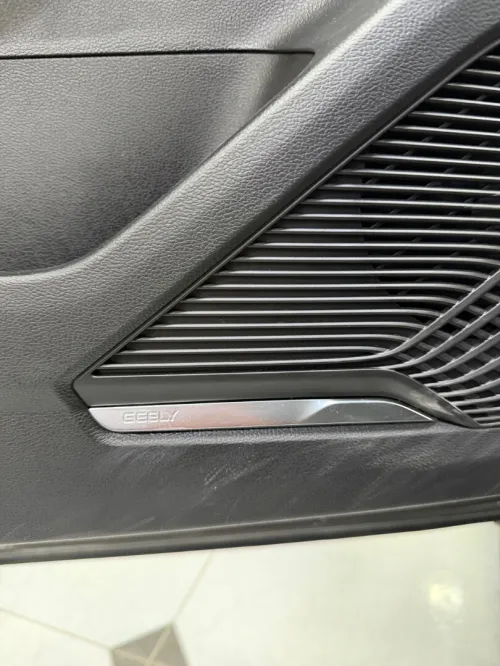 Geely Coolray 2025 